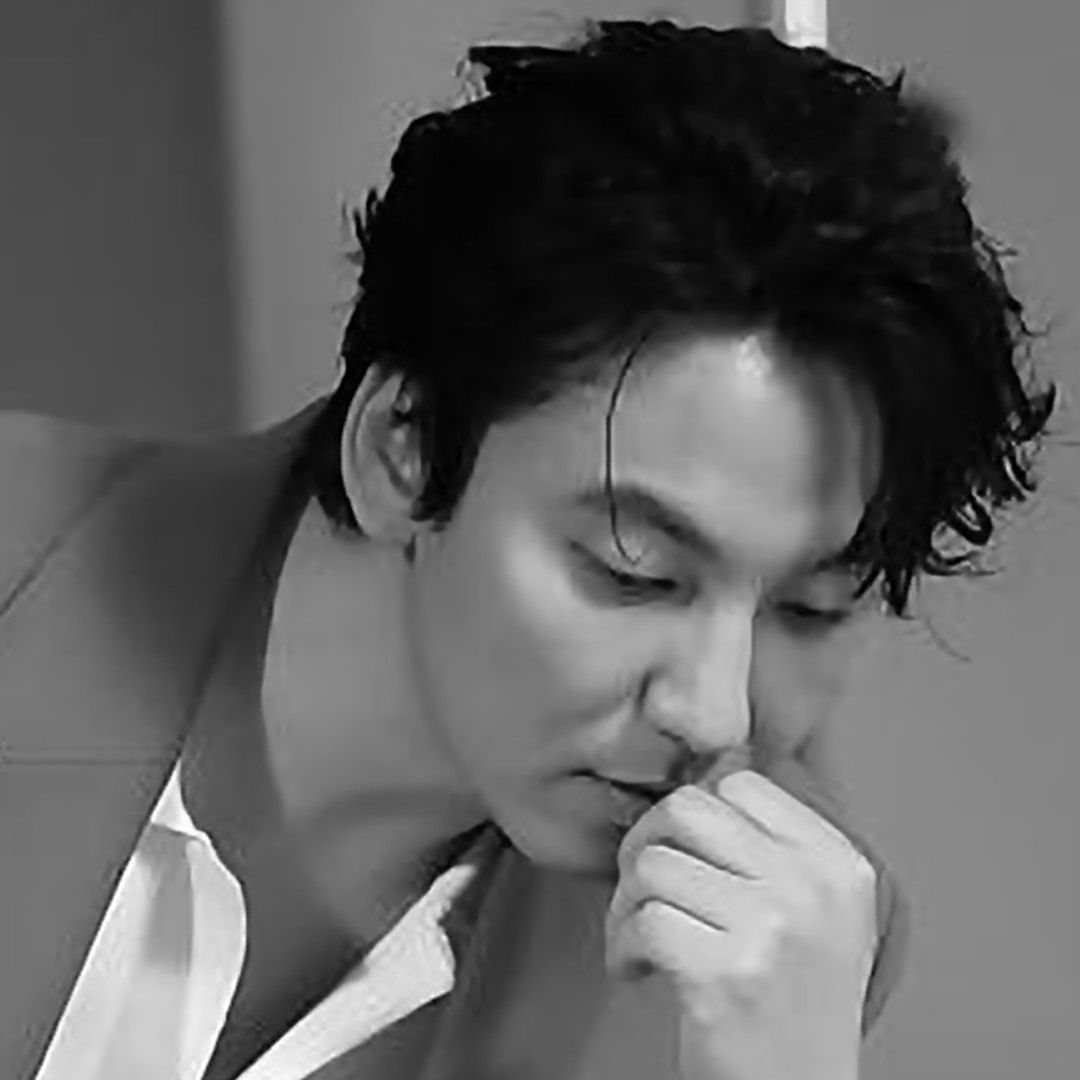 Behind-the-scenes cut of Kim Namgil