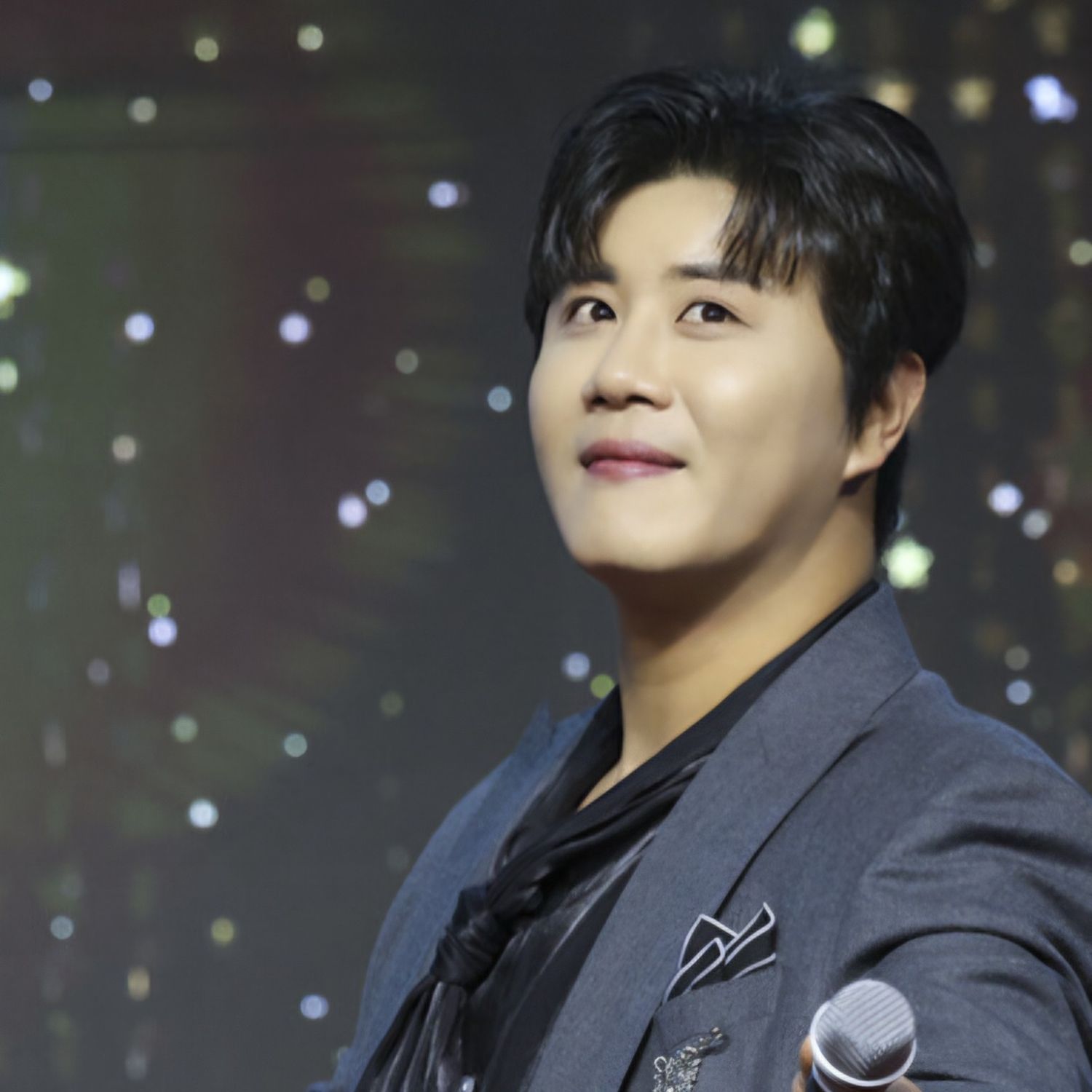 Recent activity shot of Jin Haesung