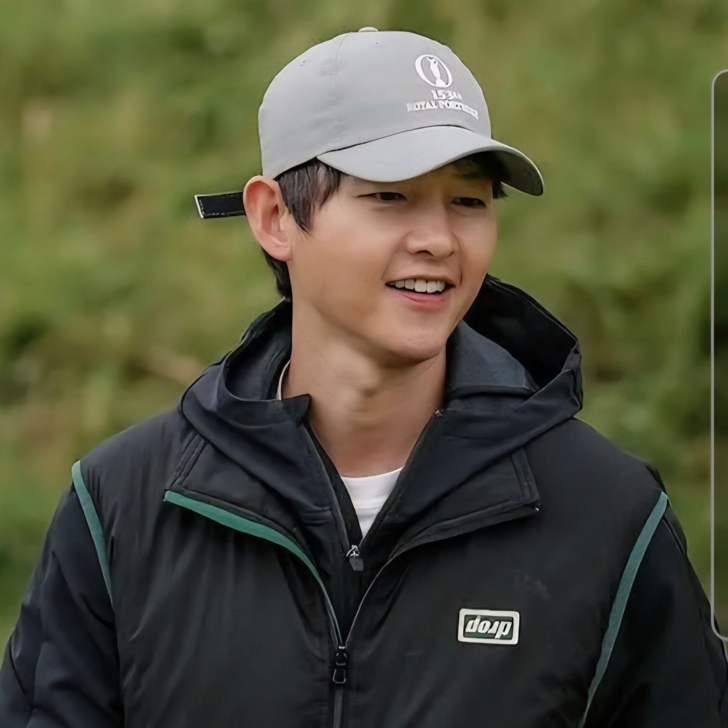 Behind-the-scenes cut of Song Joongki