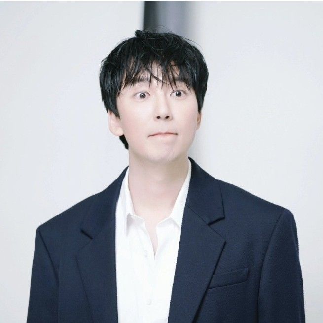 Behind-the-scenes cut of Kim Namgil