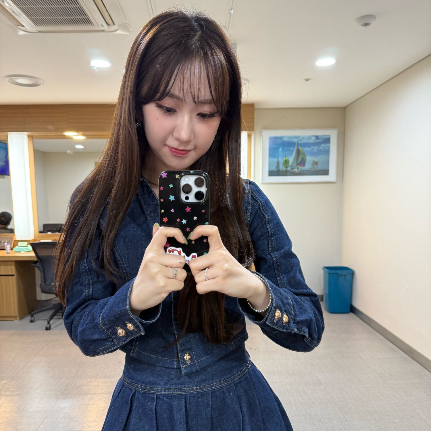 Latest photo of Jeon Yujin