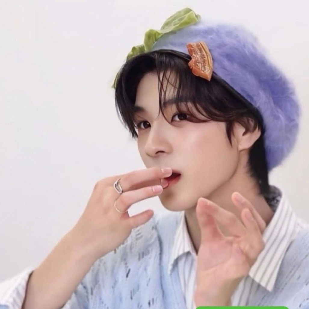Cuplikan di balik layar dari Jeong Dongwon