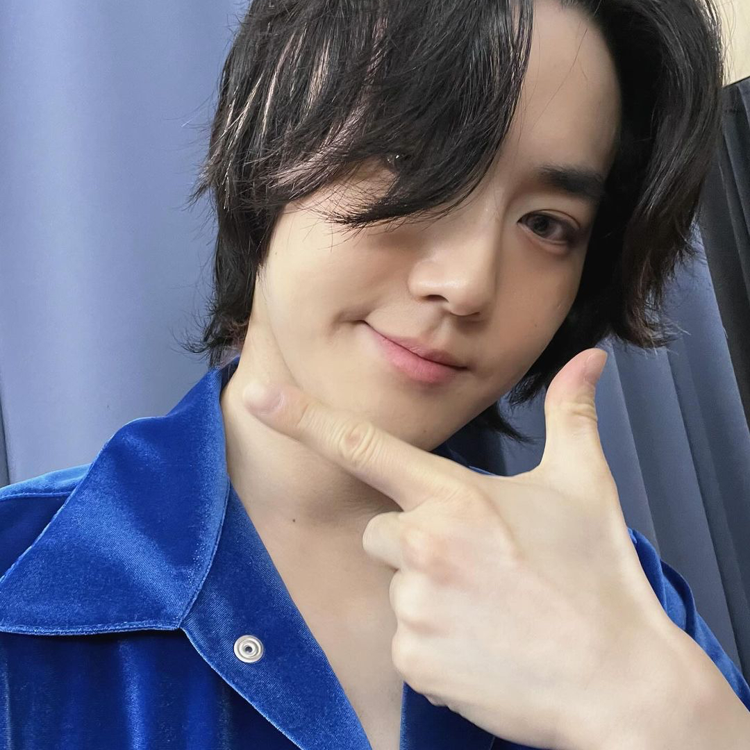 Behind-the-scenes cut of Suho