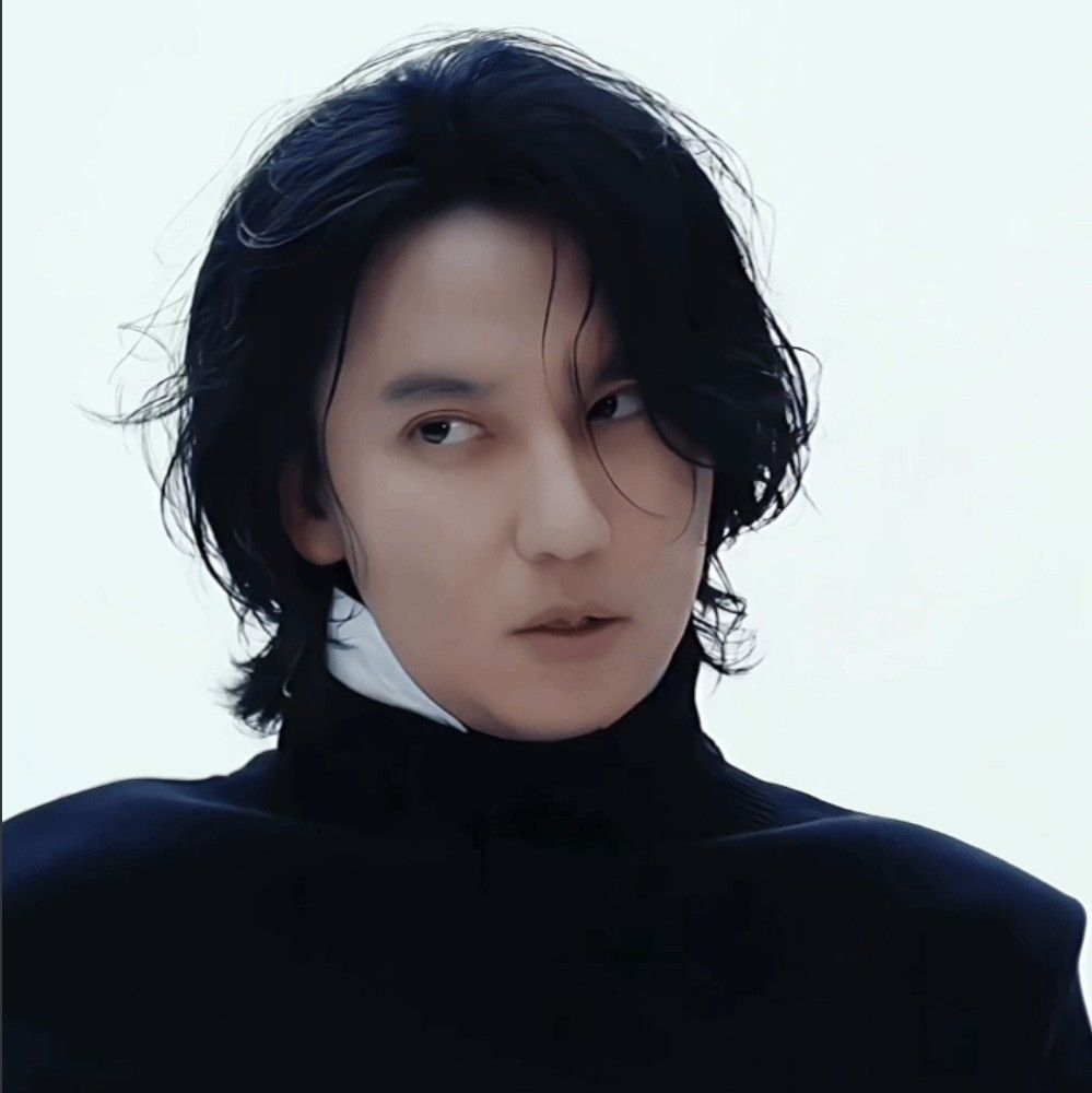 Latest photo of Kim Namgil