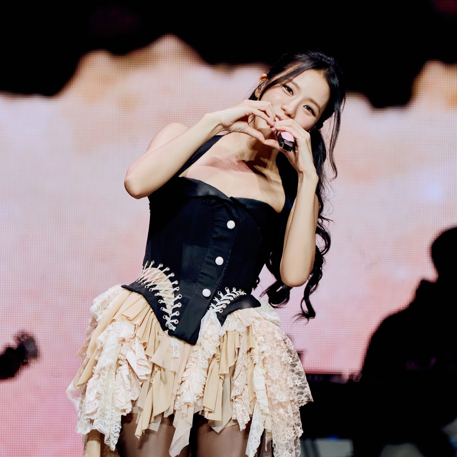 Recent activity shot of Jisoo (1995)