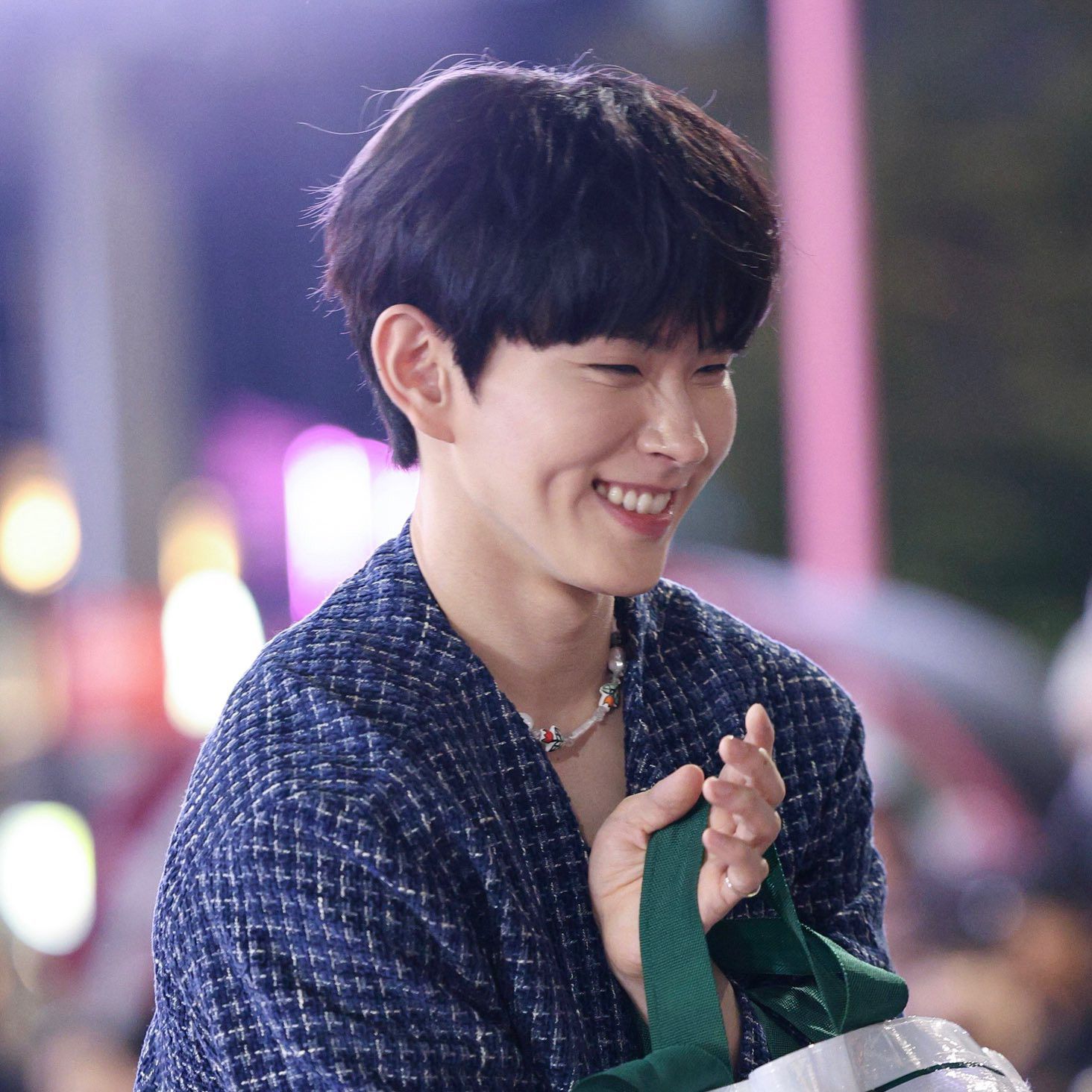 Behind-the-scenes cut of Lee Byeongchan