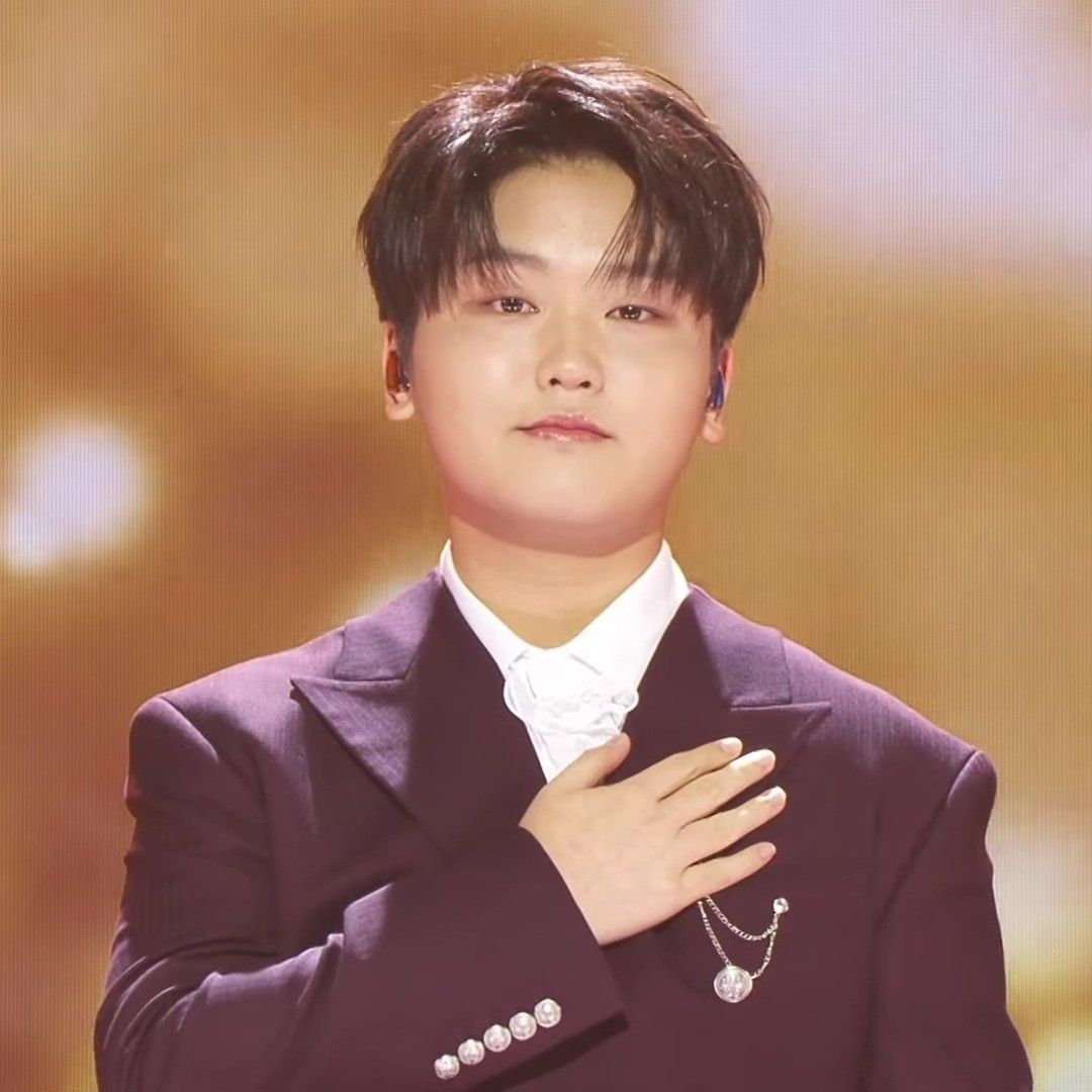 A moment captured by a fan of Park Sungon