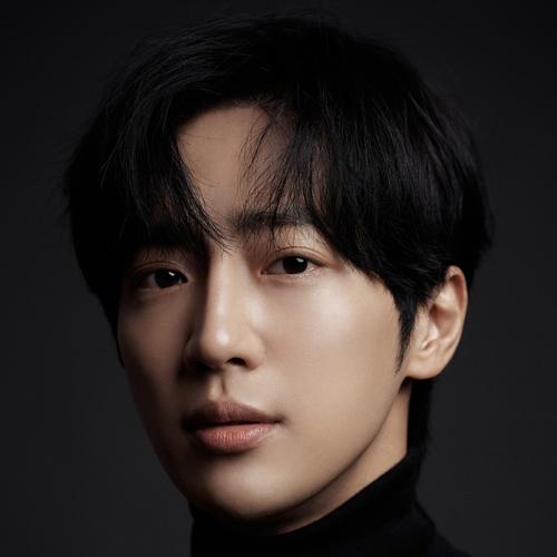 Latest photo of Lee Sangyeob