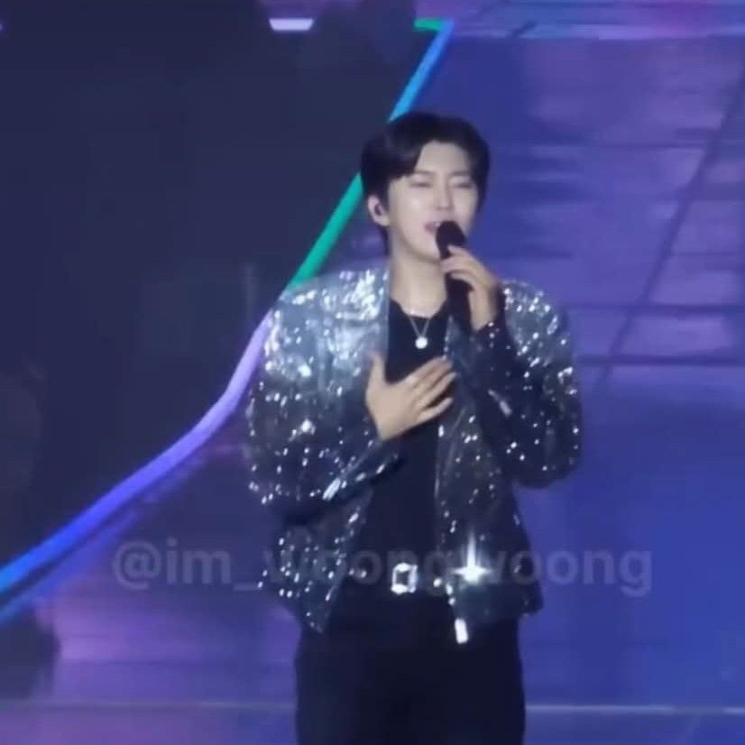 임영웅의 비하인드 컷