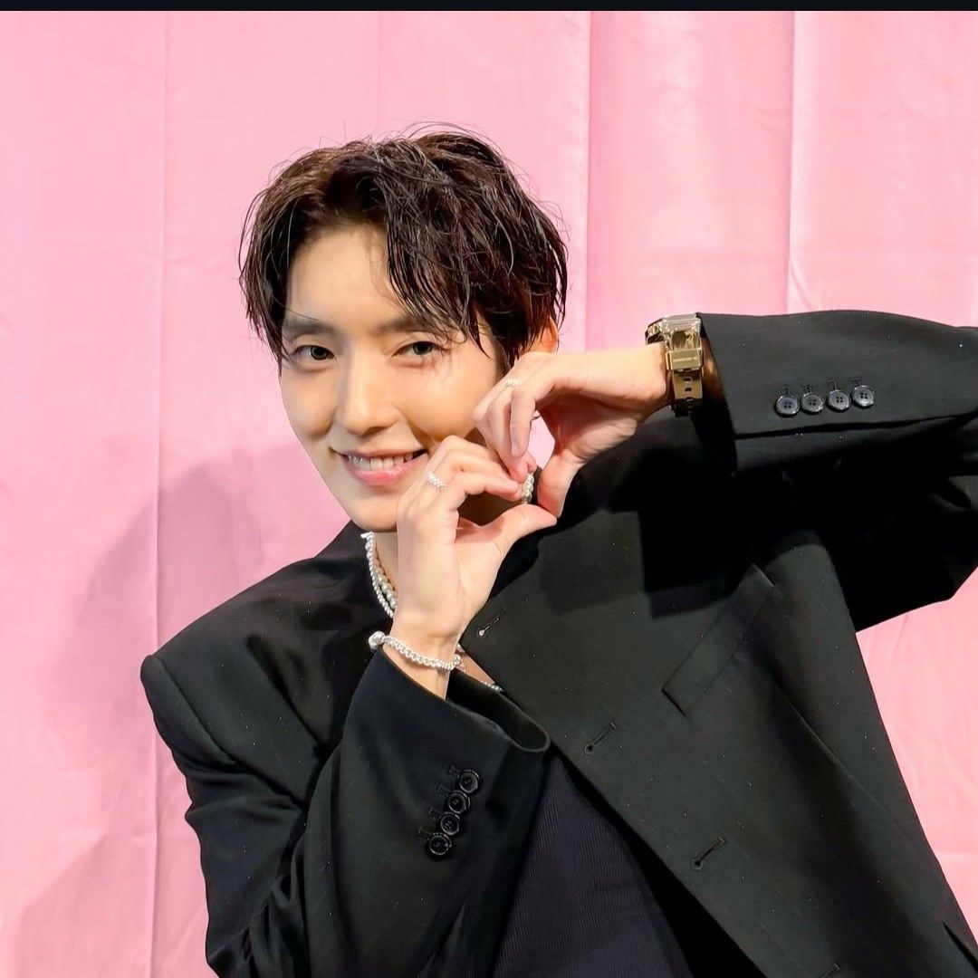 Latest photo of Lee Joongi