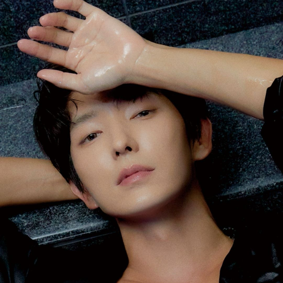 Behind-the-scenes cut of Lee Joongi