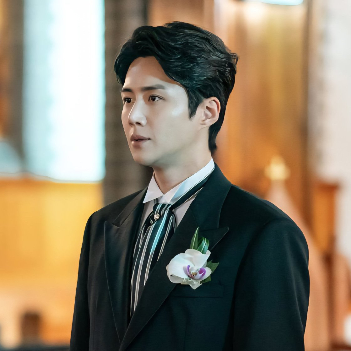 Behind-the-scenes cut of Kim Seonho