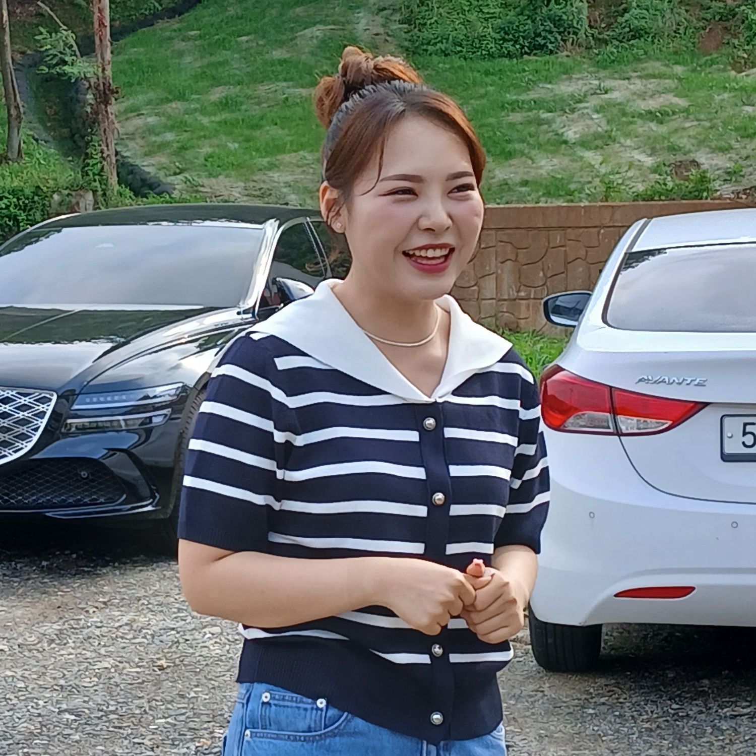 Behind-the-scenes cut of Miss Kim