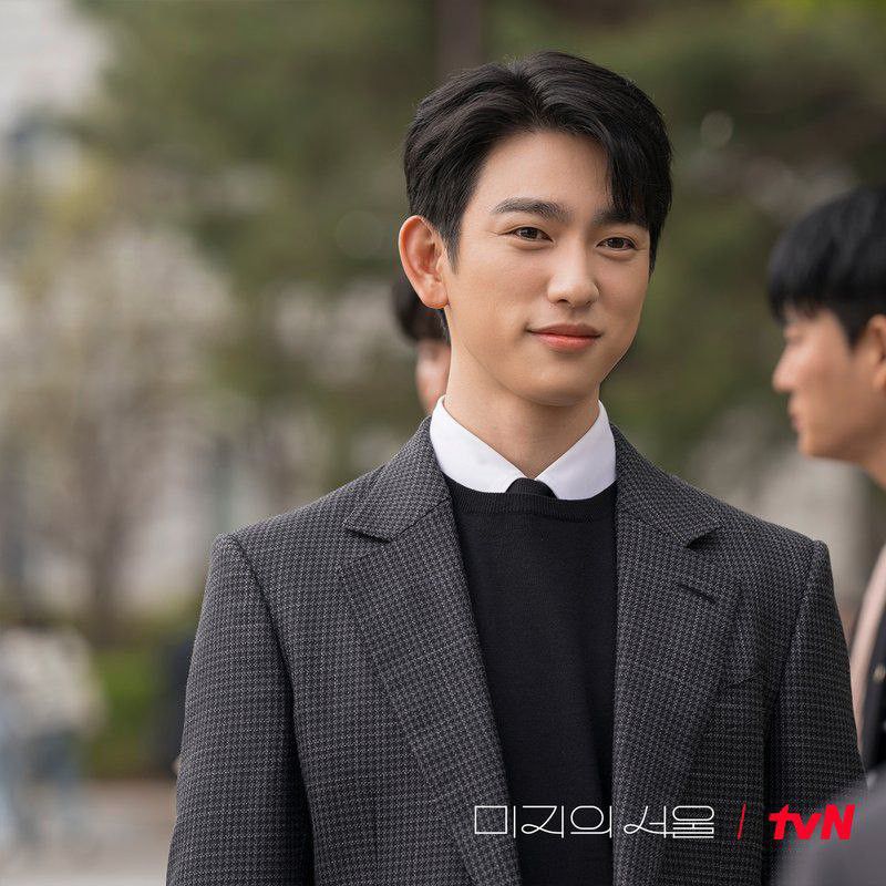 Recent activity shot of Park Jinyoung