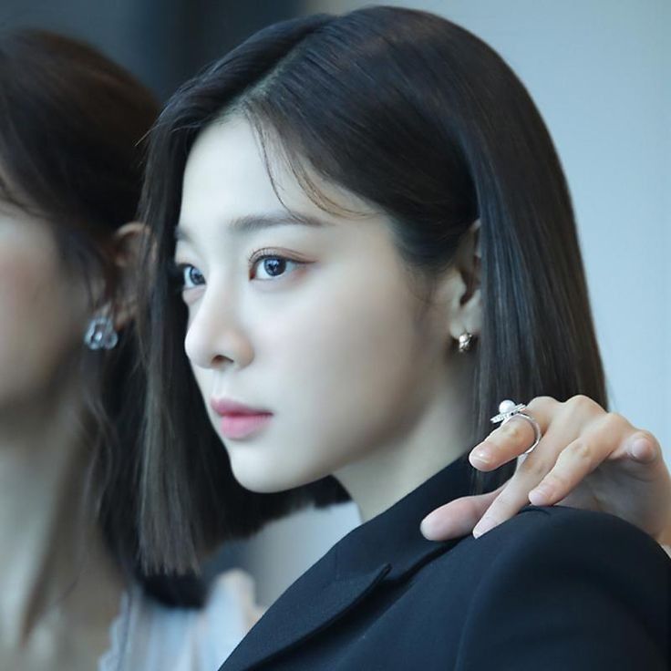 Latest photo of Seol Inah