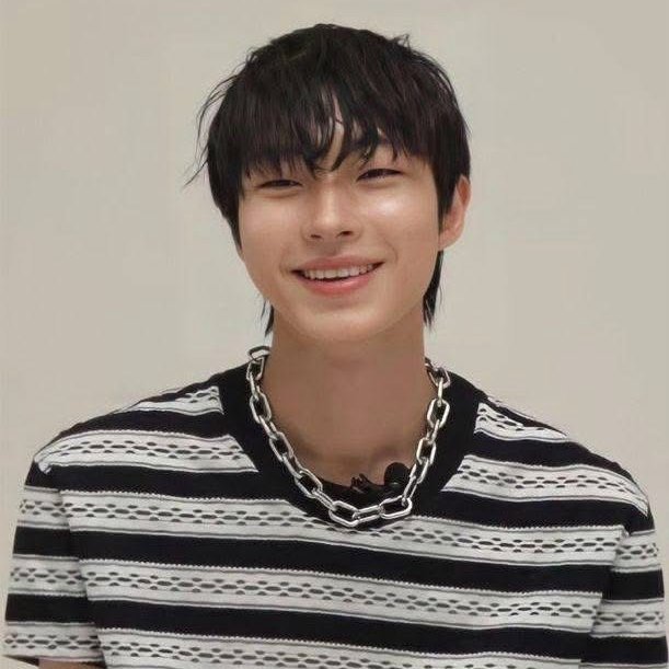 Foto terbaru dari Hwang Inyoup