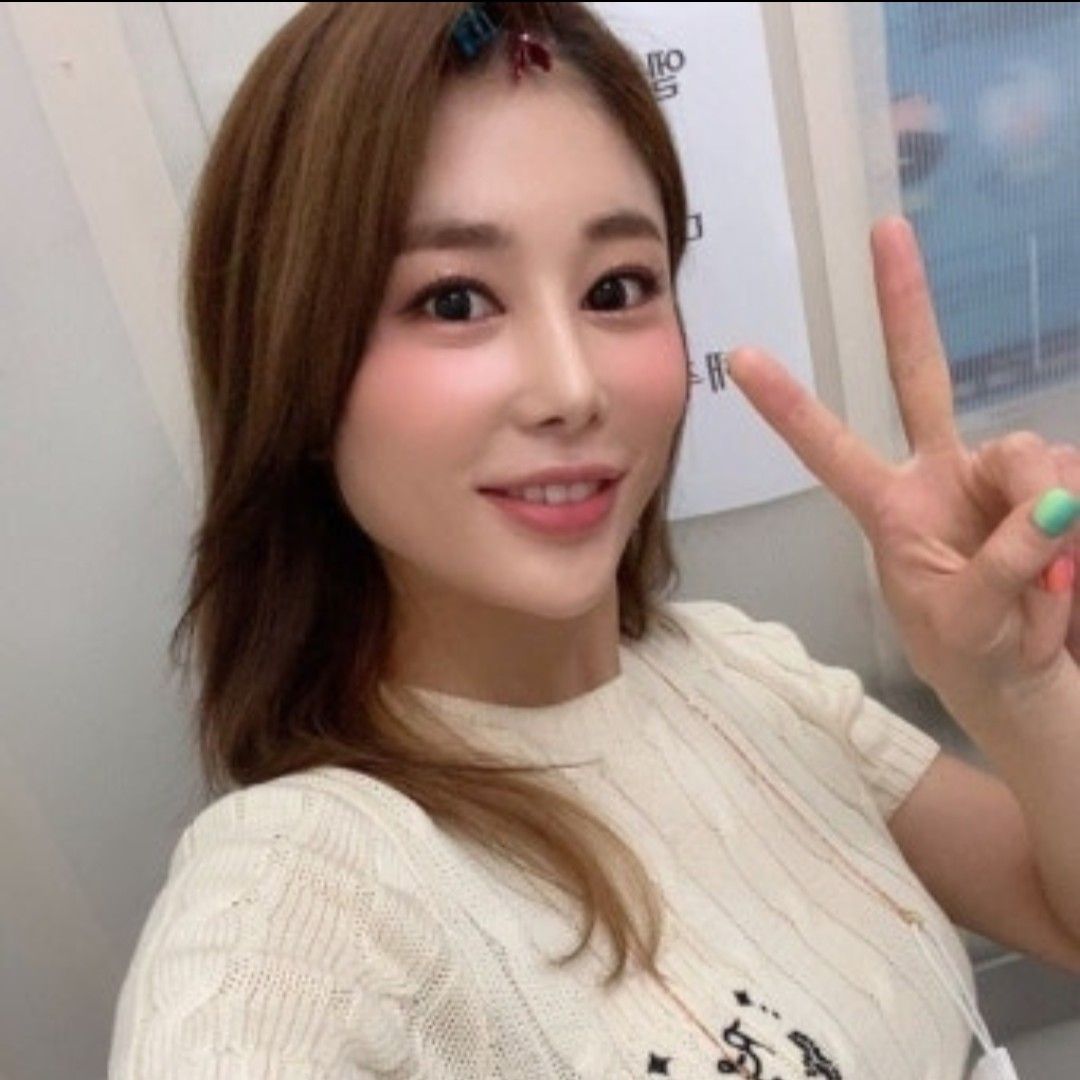 Recent activity shot of Kim Soyou