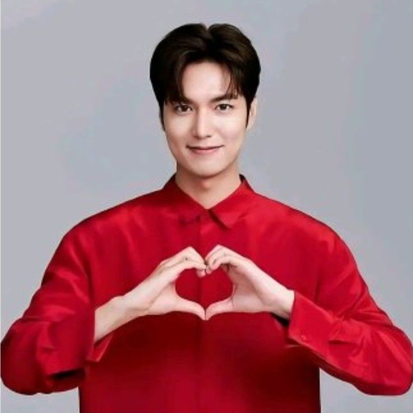 粉丝拍下的李敏镐瞬间