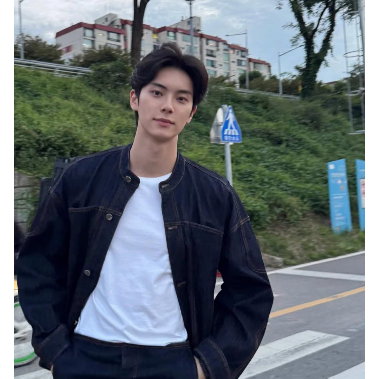 Latest photo of Lee Chaemin