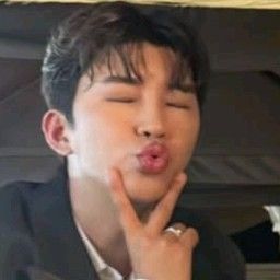 임영웅의 비하인드 컷