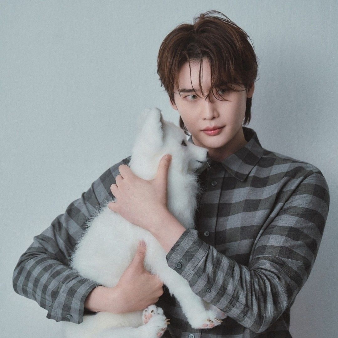 Behind-the-scenes cut of Lee Jongsuk