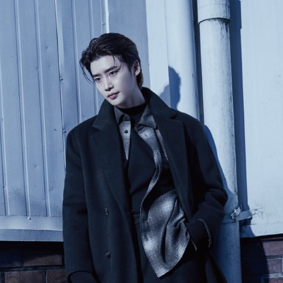 Latest photo of Lee Jongsuk