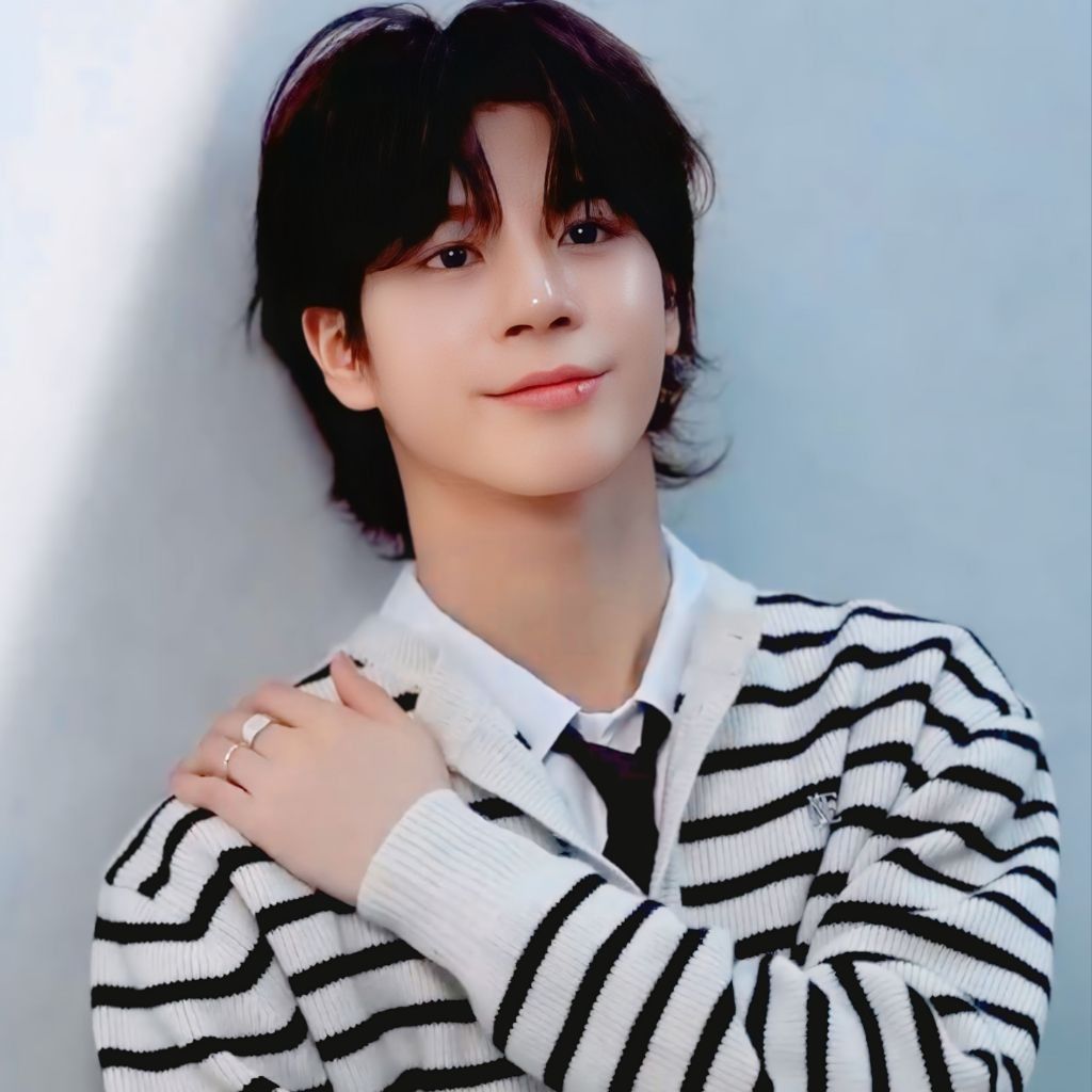 Behind-the-scenes cut of Jeong Dongwon