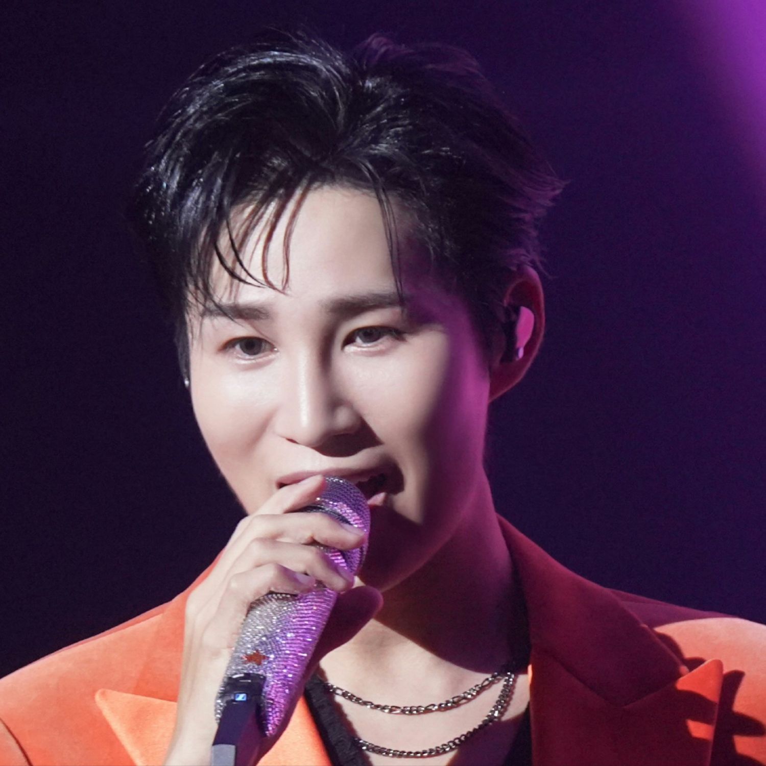 金熙栽的最新照片