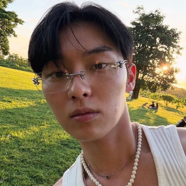 Recent activity shot of Choi Hyunwook
