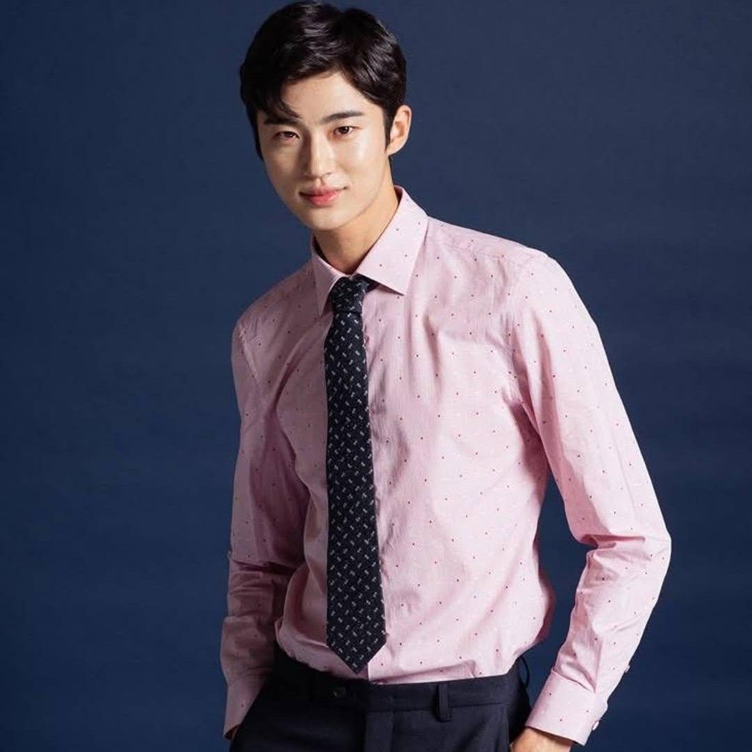 Behind-the-scenes cut of Byeon Wooseok