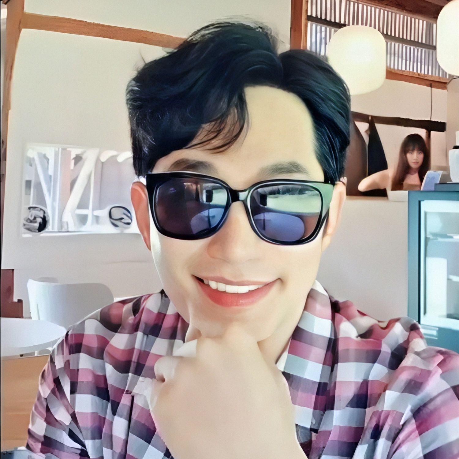 A moment captured by a fan of Park Sihoo