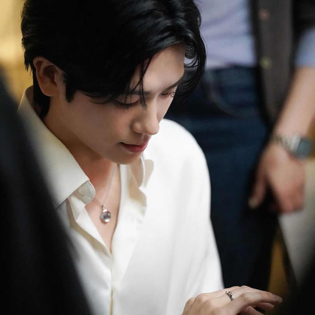 Recent activity shot of Park Hyungsik