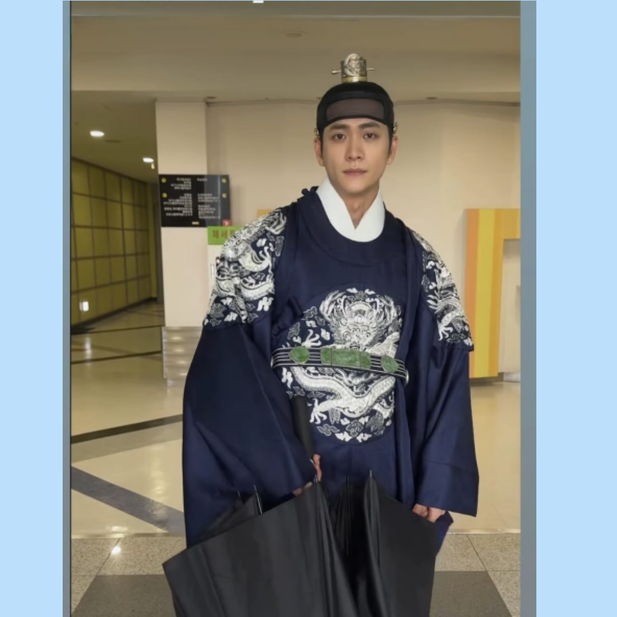 A moment captured by a fan of Kang Taeoh