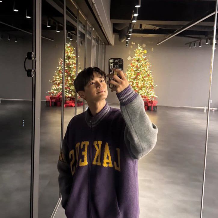 Foto terbaru dari Doh Kyungsoo (D.O.)