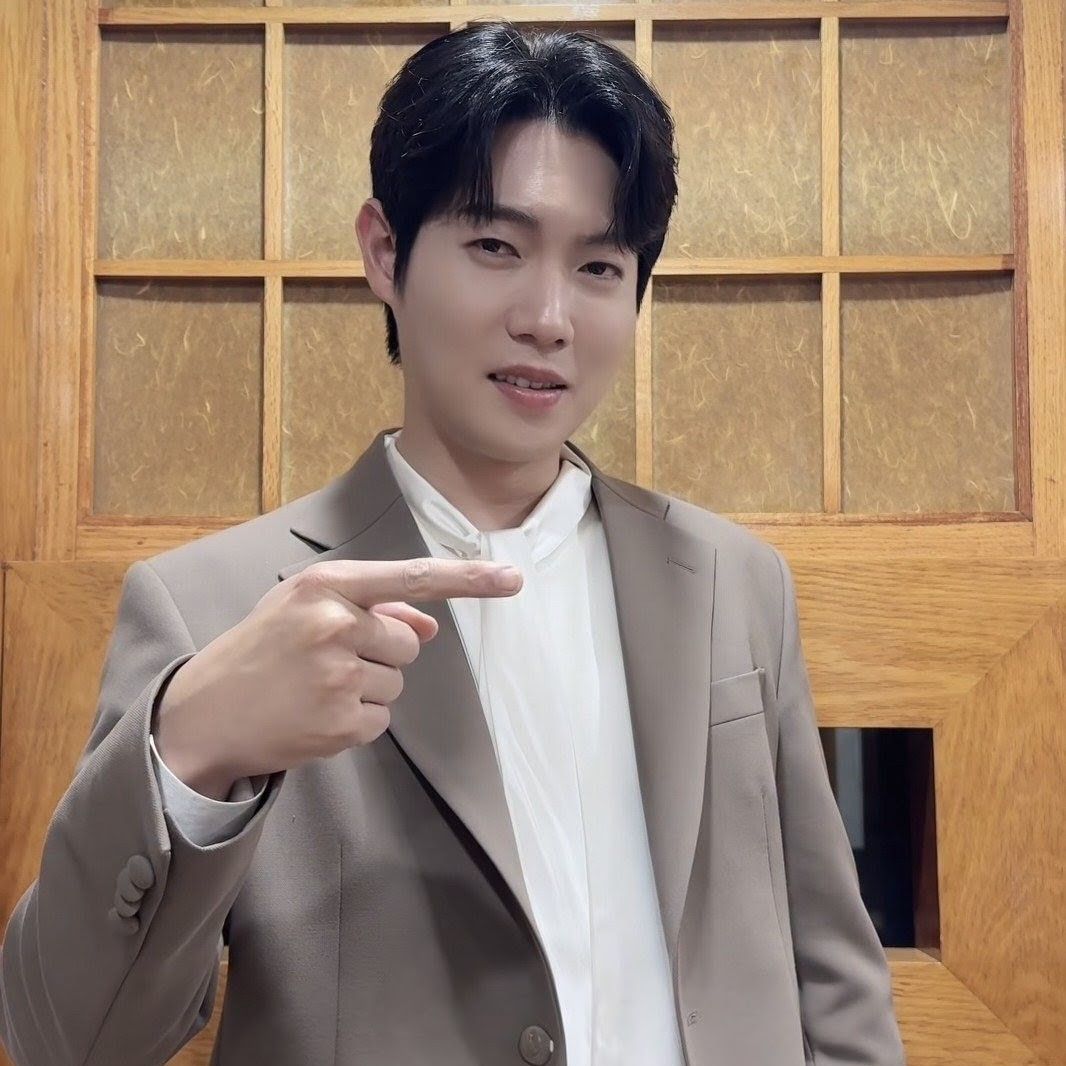 Recent activity shot of Son Taejin