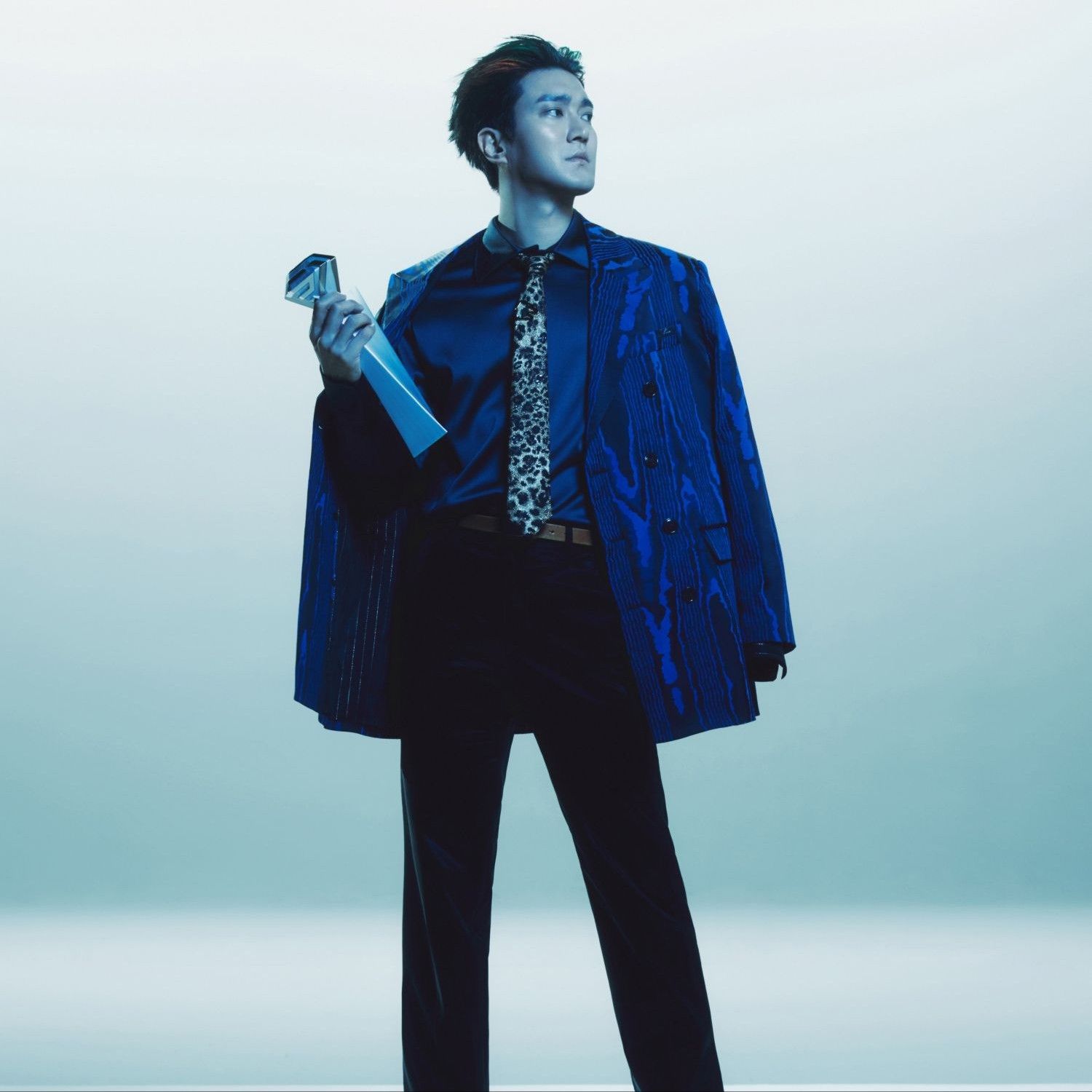 Latest photo of Choi Siwon