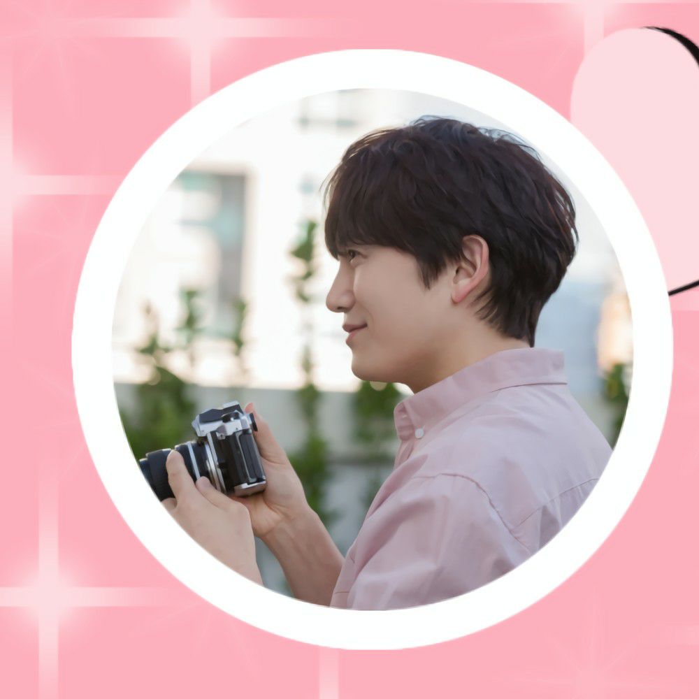 Behind-the-scenes cut of Ji Sung