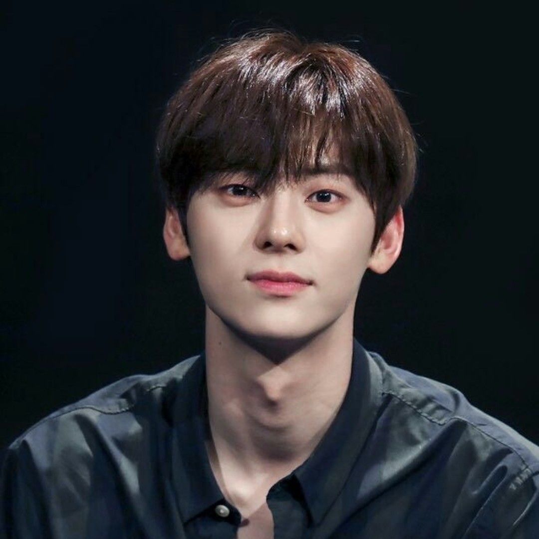 Latest photo of Hwang Minhyun