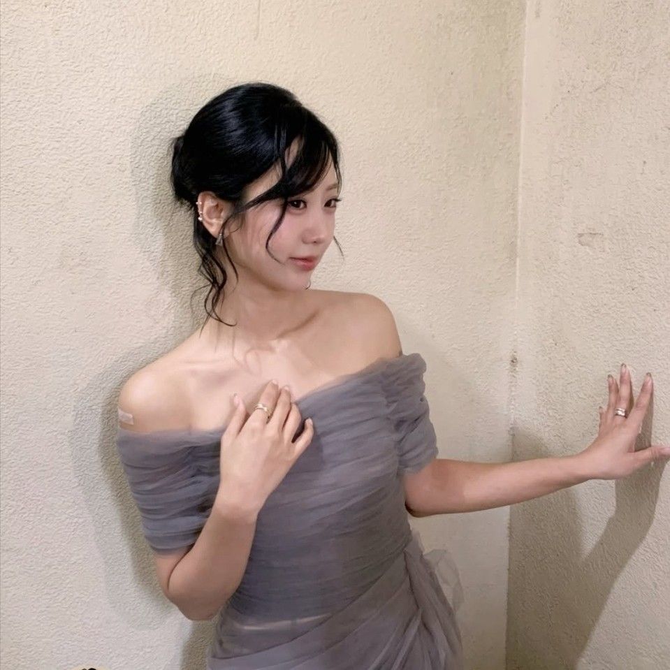 A moment captured by a fan of Kang Hyeyeon