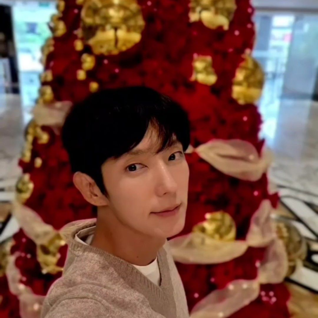 Latest photo of Lee Joongi