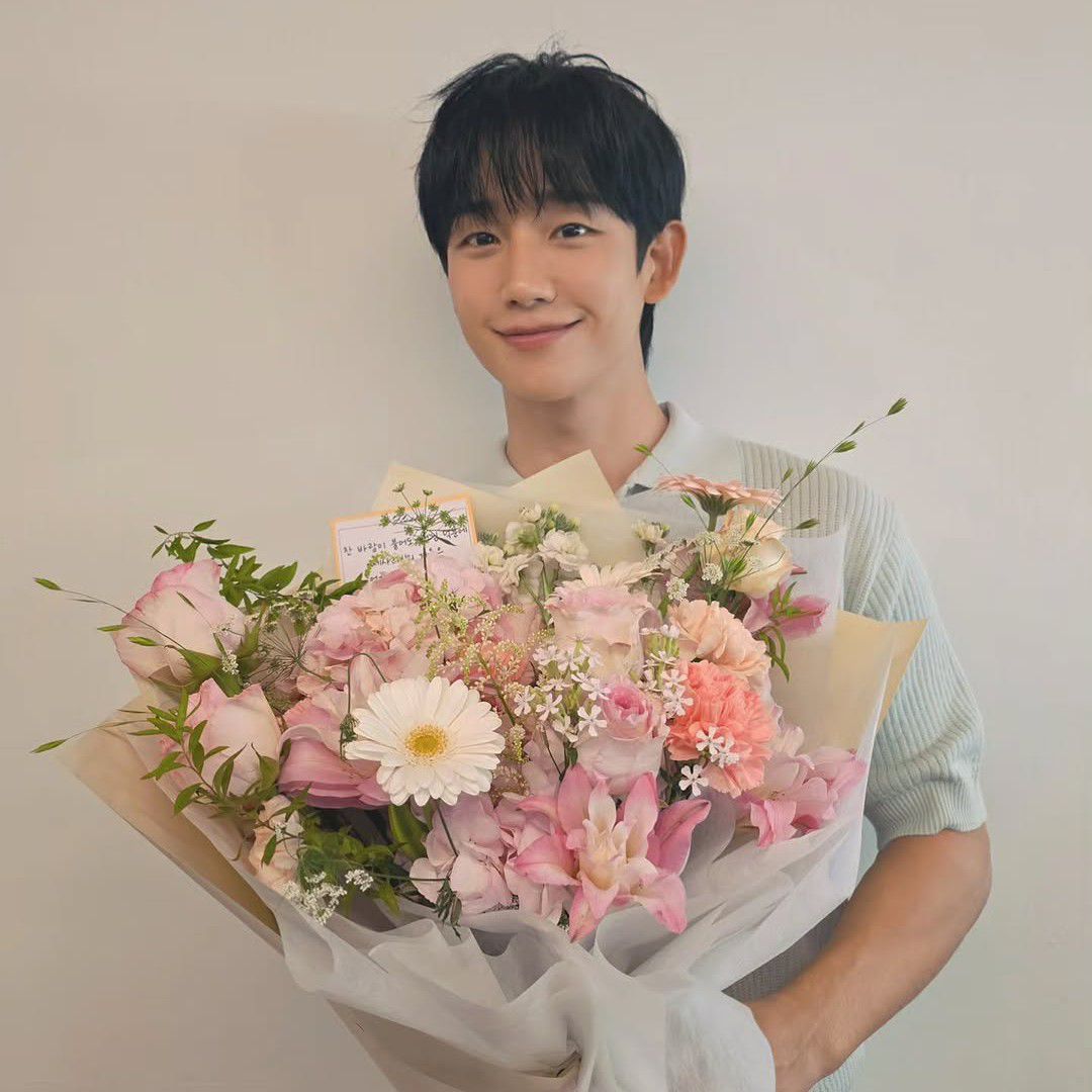 丁海寅的近期活動照