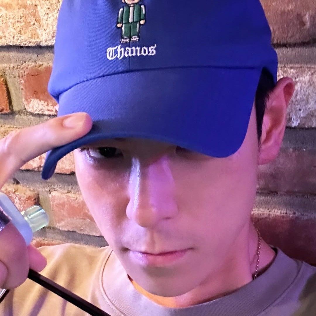 Behind-the-scenes cut of T.O.P