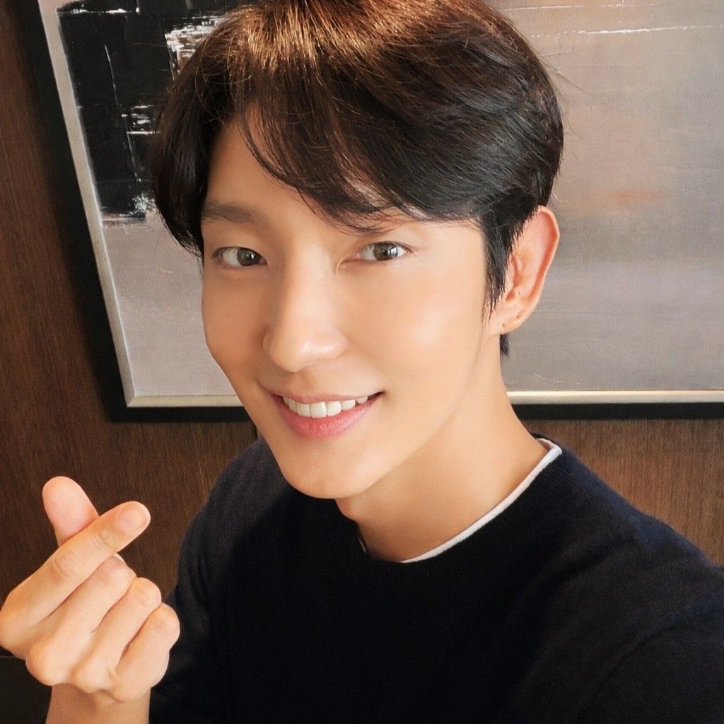 Recent activity shot of Lee Joongi