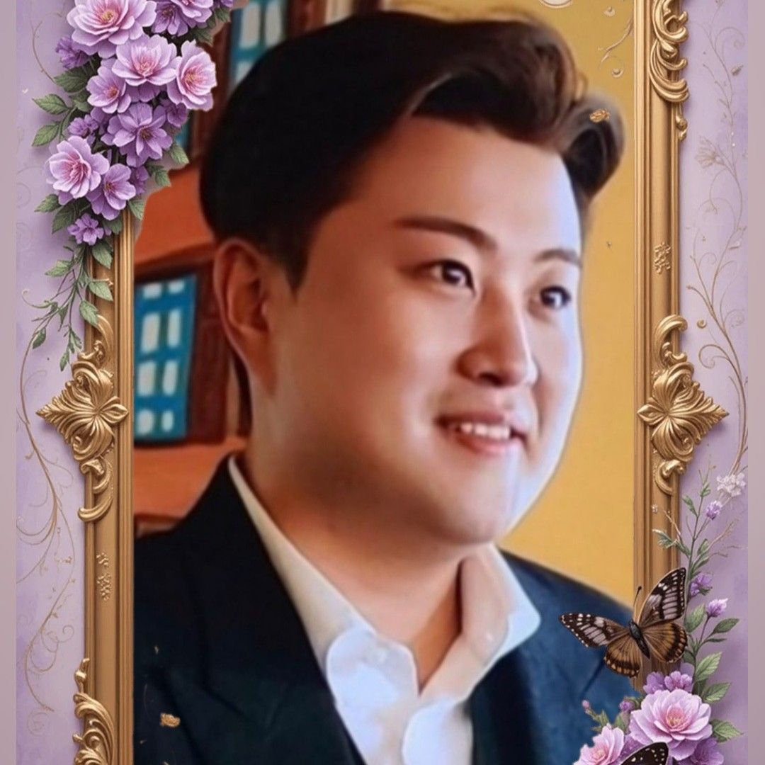 Foto terbaru dari Kim Hojoong