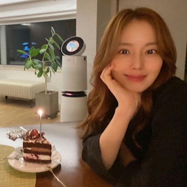 Latest photo of Moon Chaewon