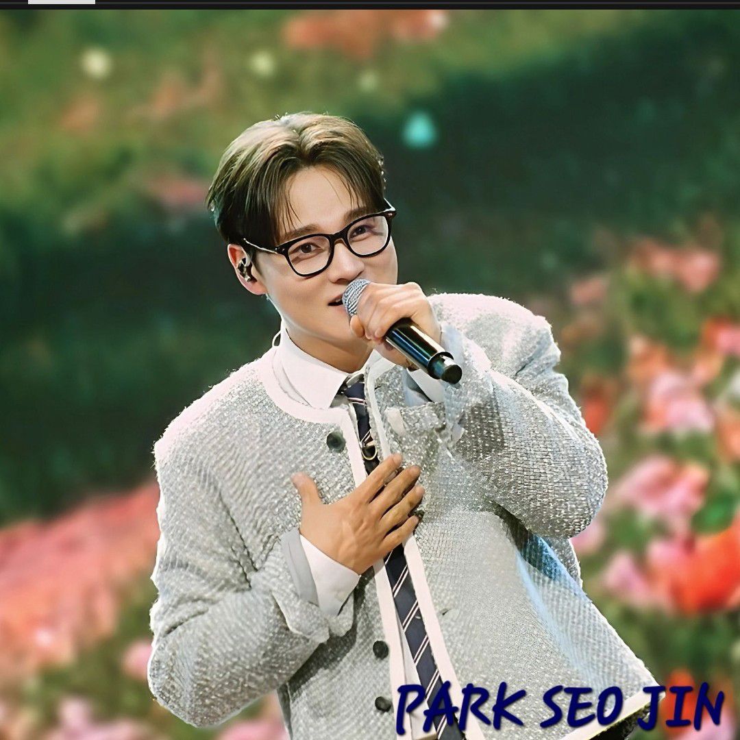 朴瑞镇的最新照片