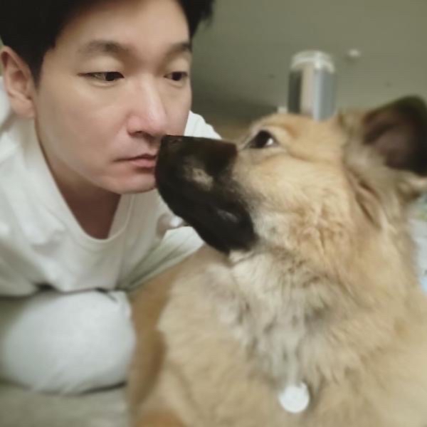 Recent activity shot of Cho Seungwoo 