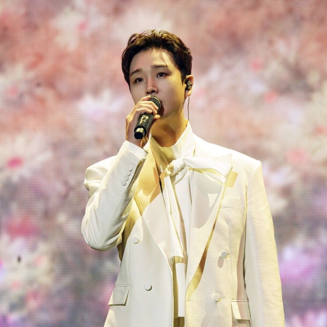 Behind-the-scenes cut of Song Minjun