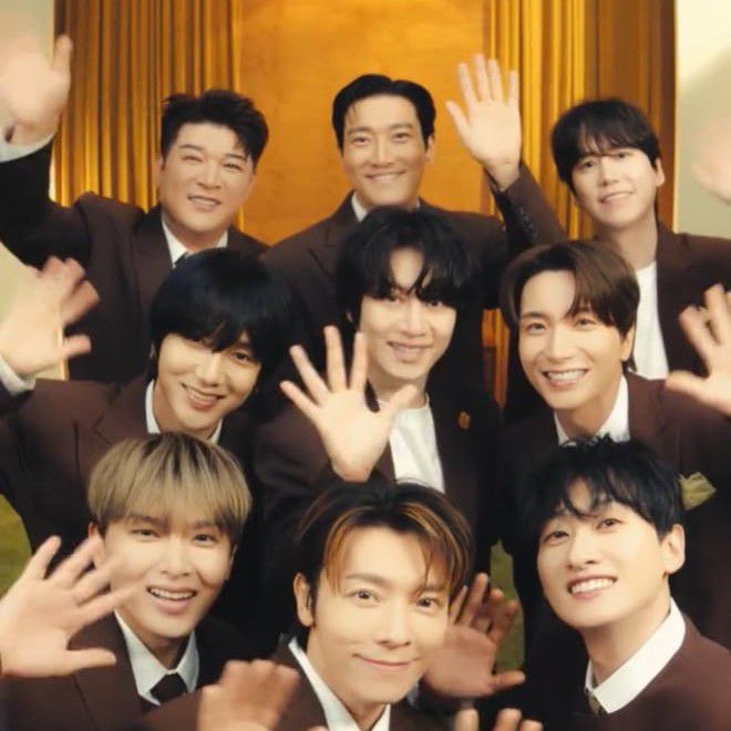 A moment captured by a fan of Choi Siwon