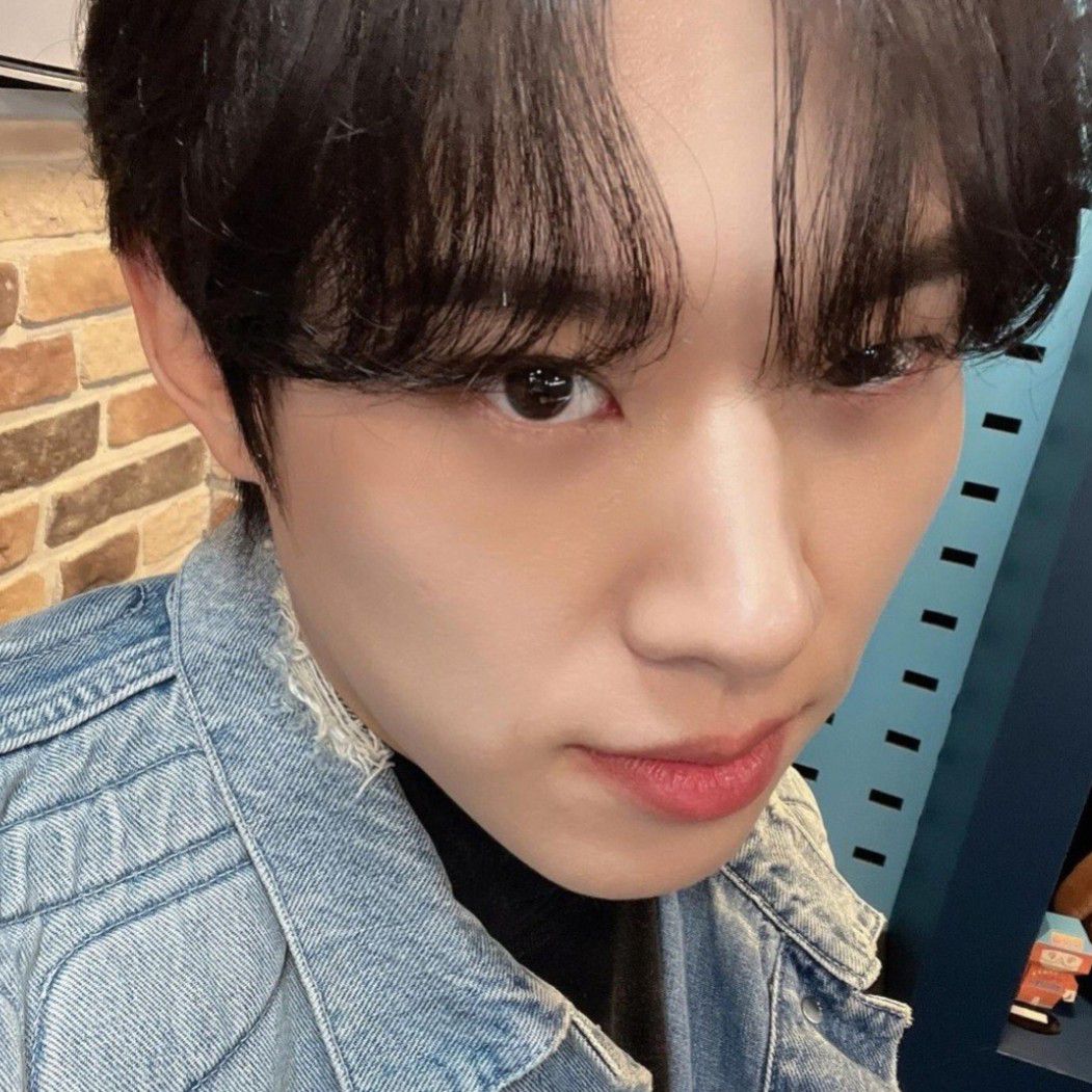 Behind-the-scenes cut of Kim Sungcheol